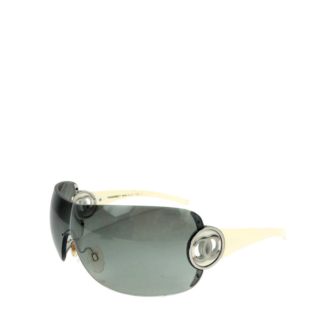 Transparent Grey Frame Wraparound Sports Cycling Photochromic Sunglass –  Glasses India Online