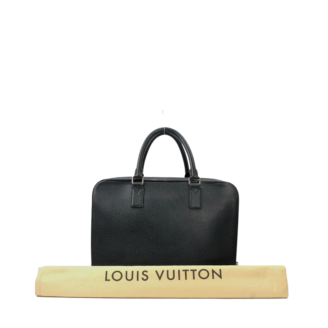 Louis Vuitton Neo Alexander Taiga Bag Tour 